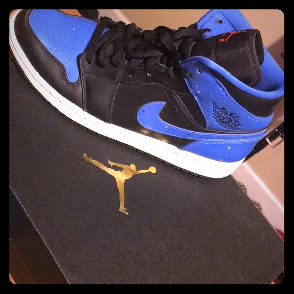 Jordan Other - Air Jordan 1 Mid